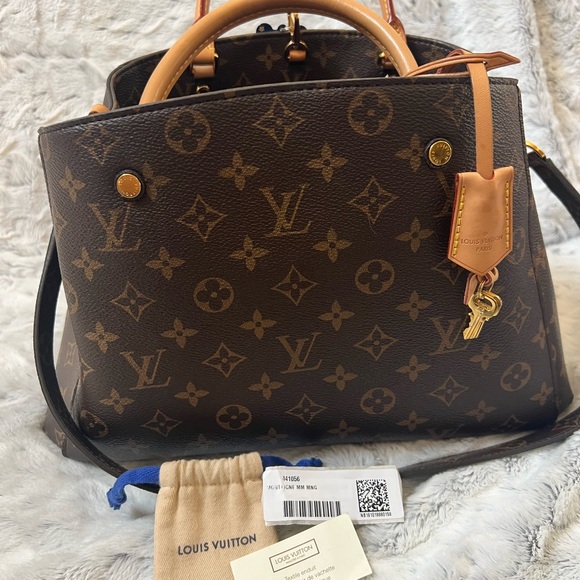Authentic Louis Vuitton Montaigne MM MNG M41056 - Picture 9 of 10